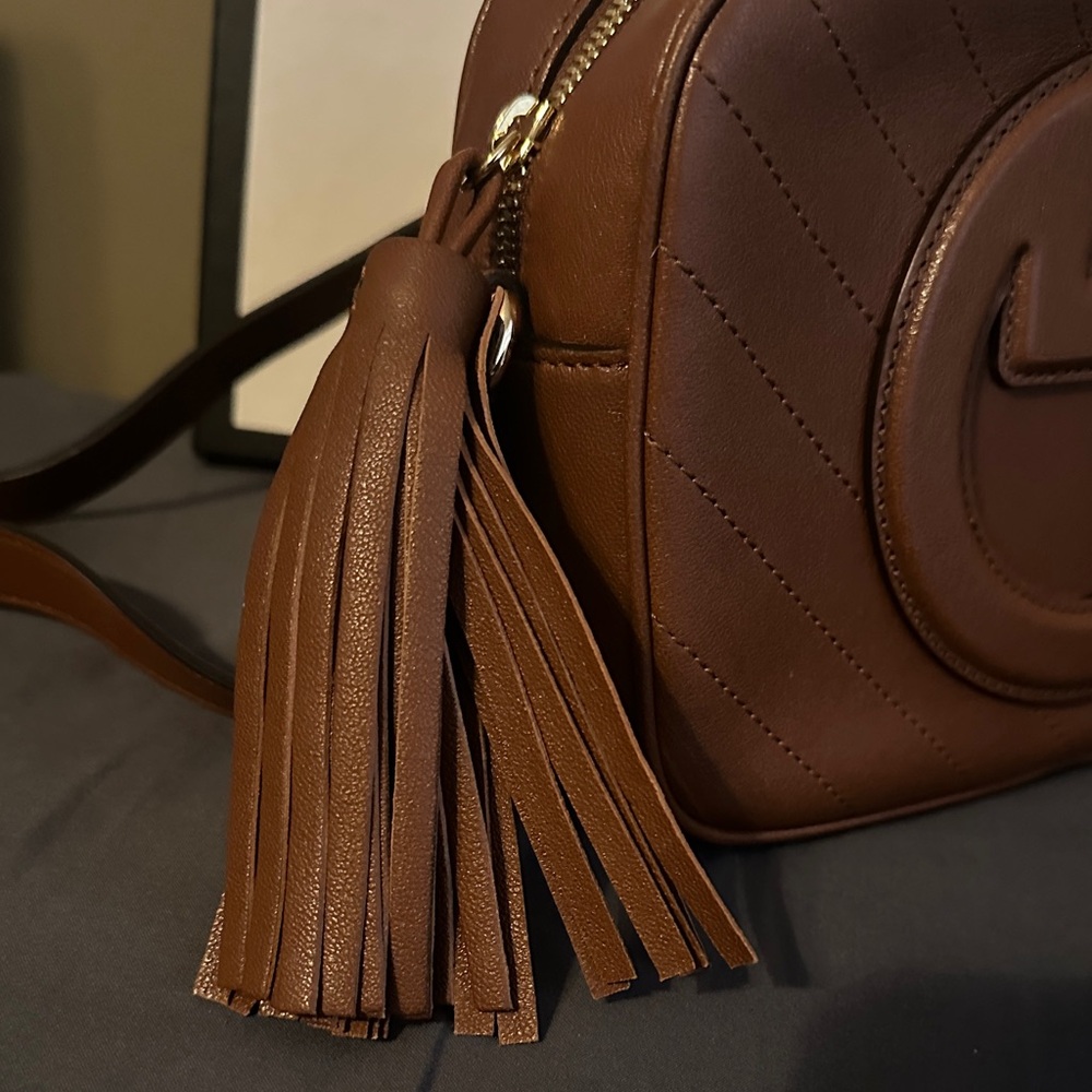Gucci Brown Quilted Soho Disco Leather Crossbody with Tassel - Picture 6 of 10